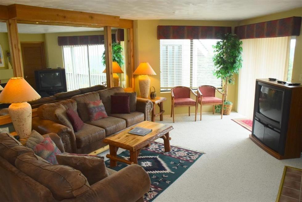 Apartment Seven Springs Stoneridge 3 Bedroom Standard Condo, Mountain Views!